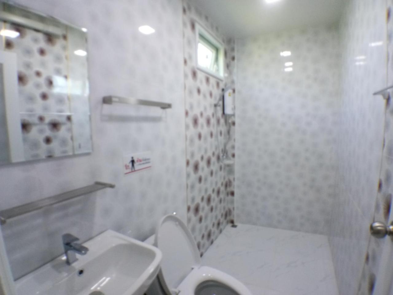 Hi Tech Resort Kabin Buri エクステリア 写真