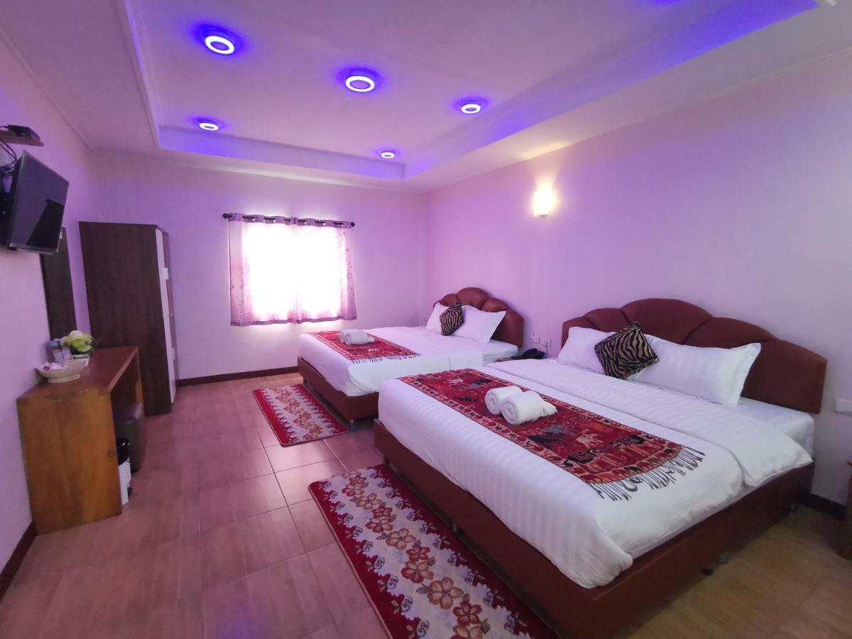 Hi Tech Resort Kabin Buri エクステリア 写真