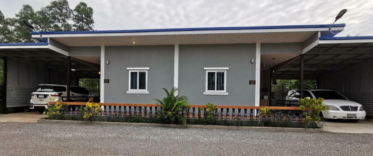 Hi Tech Resort Kabin Buri エクステリア 写真