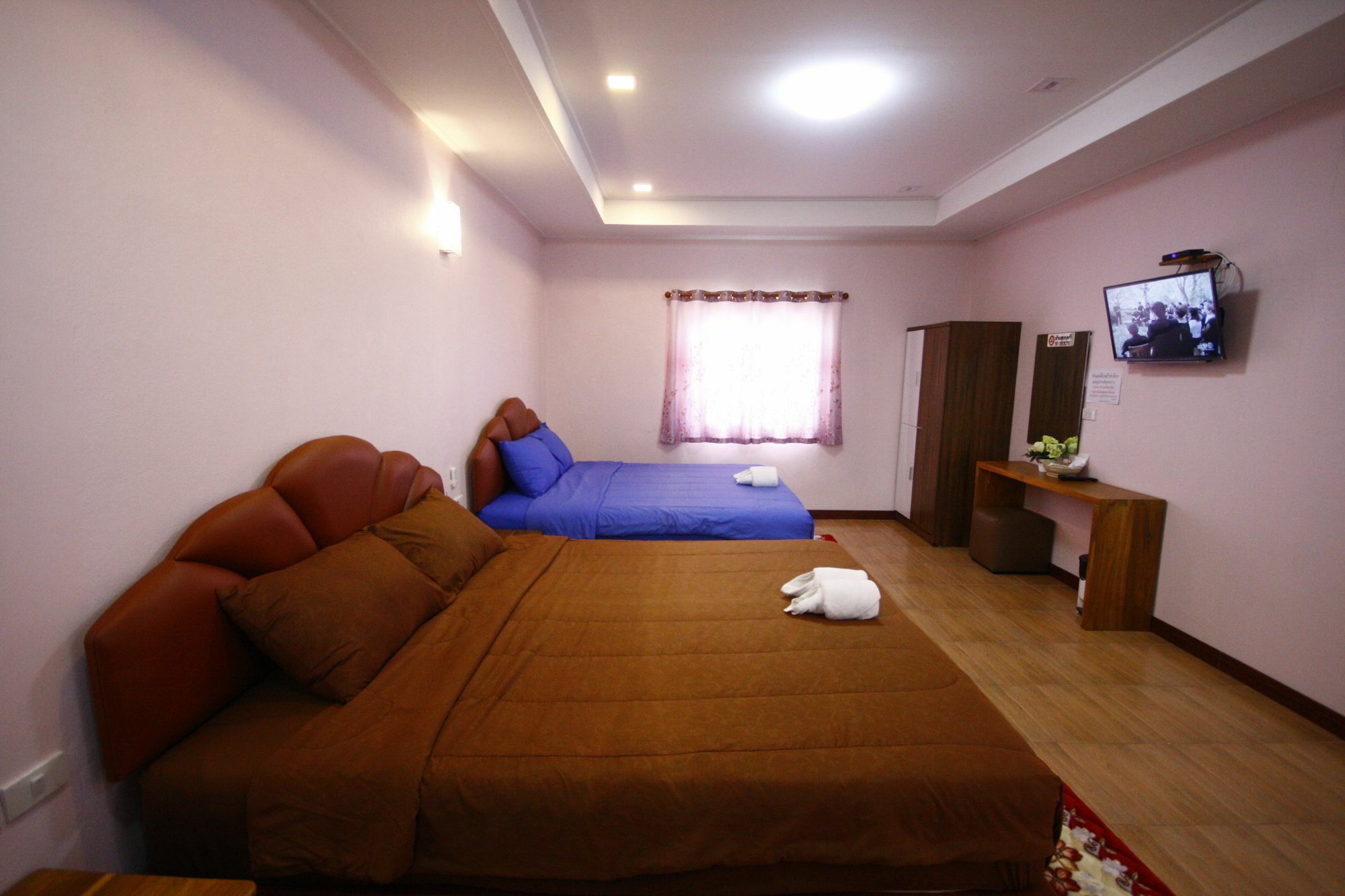 Hi Tech Resort Kabin Buri エクステリア 写真