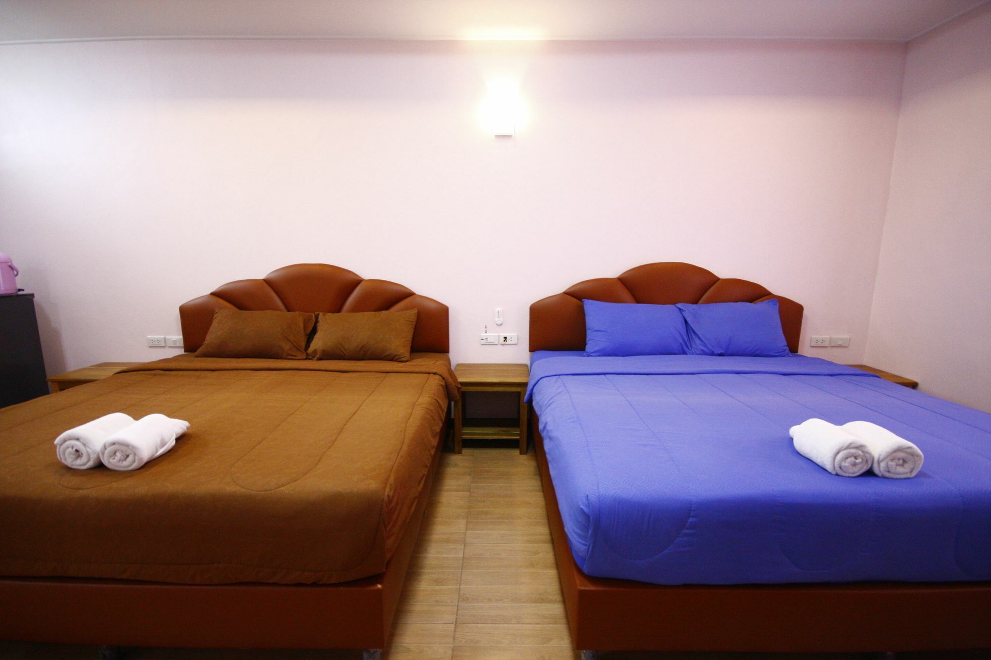 Hi Tech Resort Kabin Buri エクステリア 写真