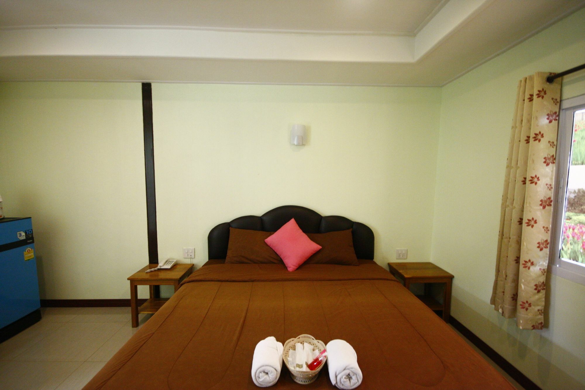 Hi Tech Resort Kabin Buri エクステリア 写真